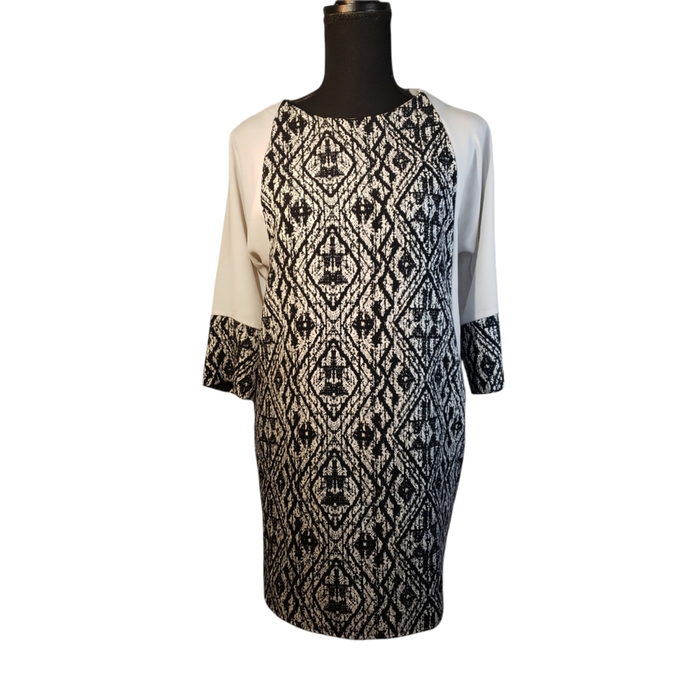 FOREVER 21 Womens Mini Dress Black and  White Midsleeve size M